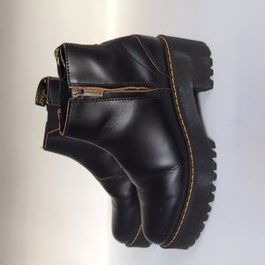 Rometty II Chelsea Boot (Women) sz 8 black